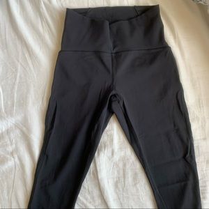NWOT lululemon black crop pants